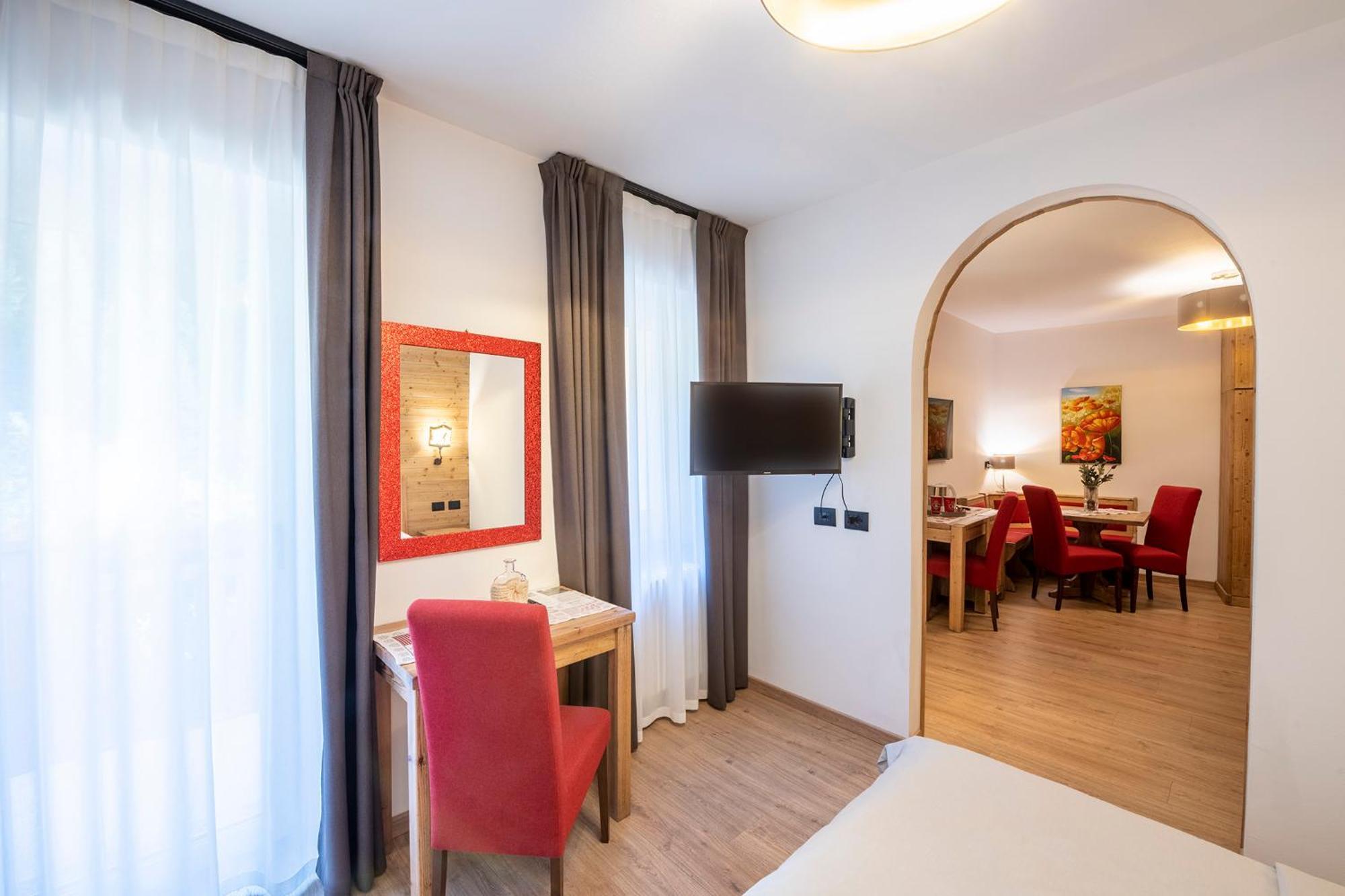 Hotel Alpino Wellness & Spa 佩约方缇 外观 照片