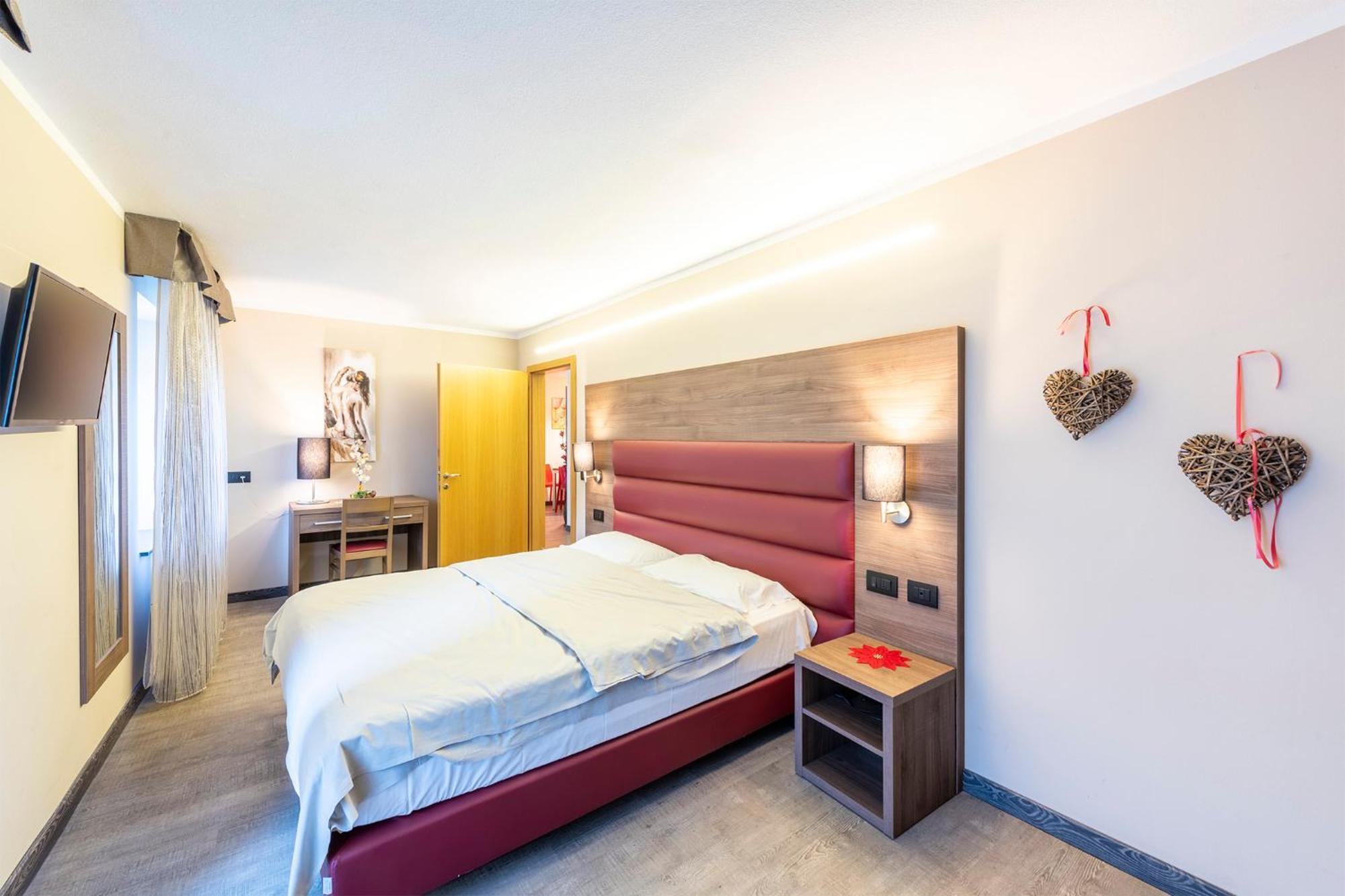 Hotel Alpino Wellness & Spa 佩约方缇 外观 照片